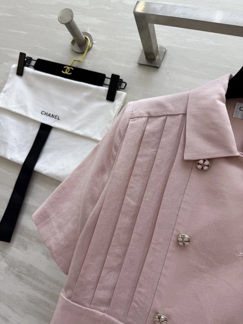 Bright Chanel Shirts 109780