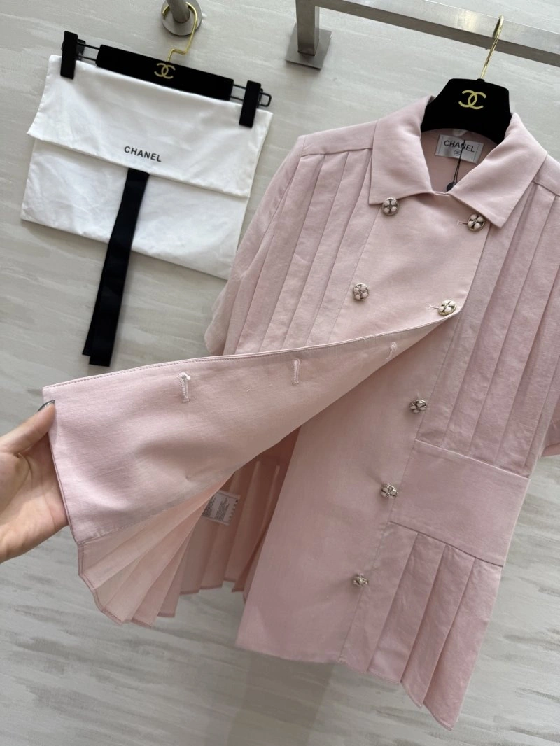 Bright Chanel Shirts 109780
