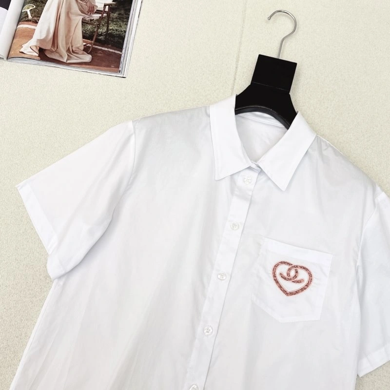 Trendsetting Chanel Shirts 109768