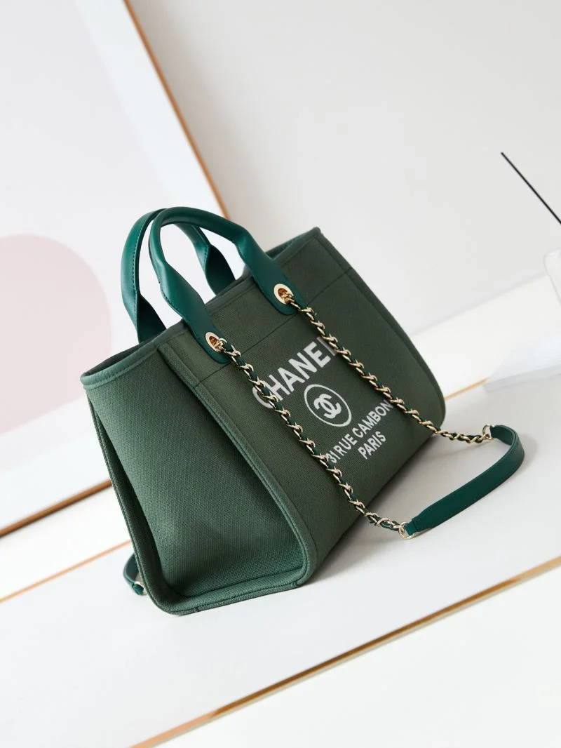 WellDesigned Chanel Shopping Bags 53909