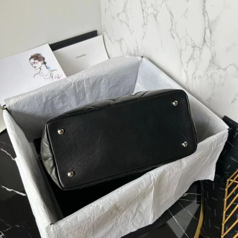 ComfortFit Chanel Shopping Bags 53820
