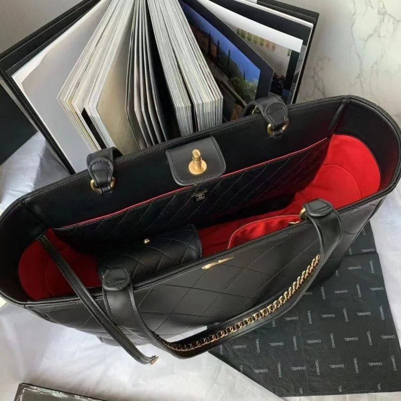 HighPerformance Chanel Shopping Bags 53811