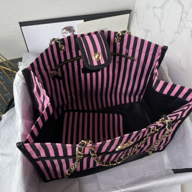 Chanel Shopping Bags ZipUp 53844