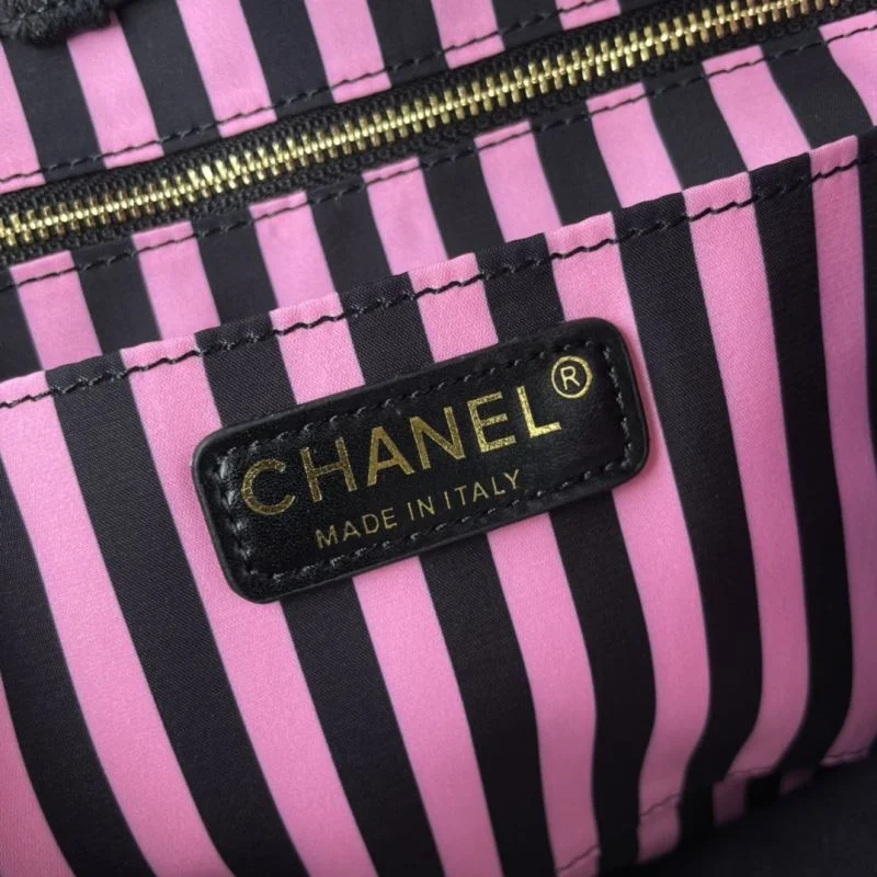 Chanel Shopping Bags ZipUp 53844