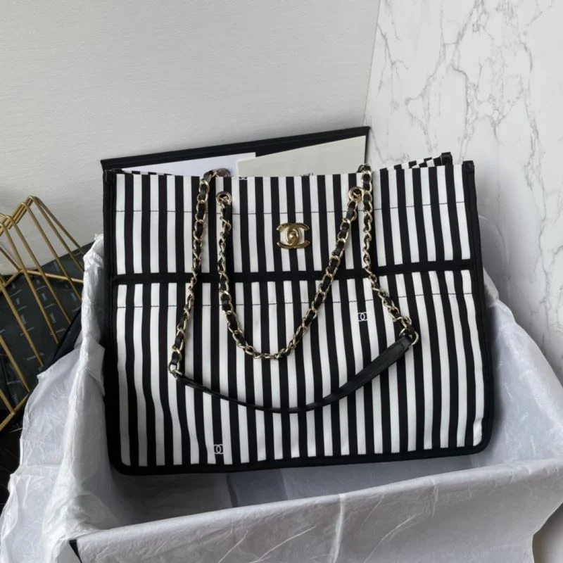 Modern Chanel Shopping Bags 53817