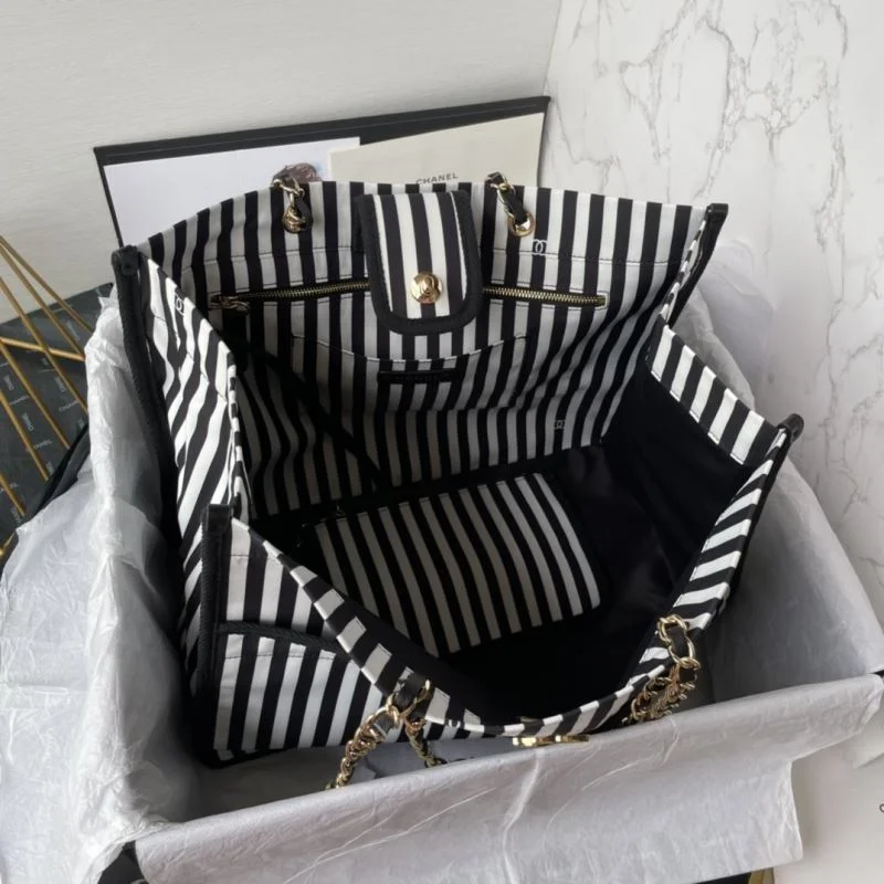 Modern Chanel Shopping Bags 53817