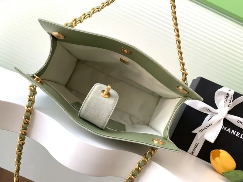 Youthful Chanel Shopping Bags 53808