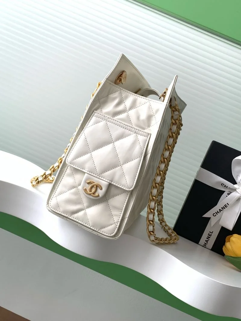 Chanel Shopping Bags Compact 53812