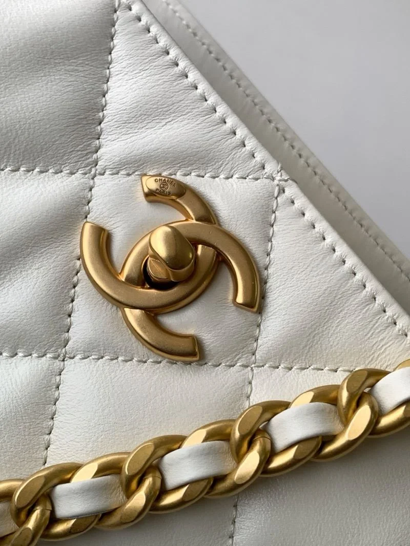 Chanel Shopping Bags Compact 53812