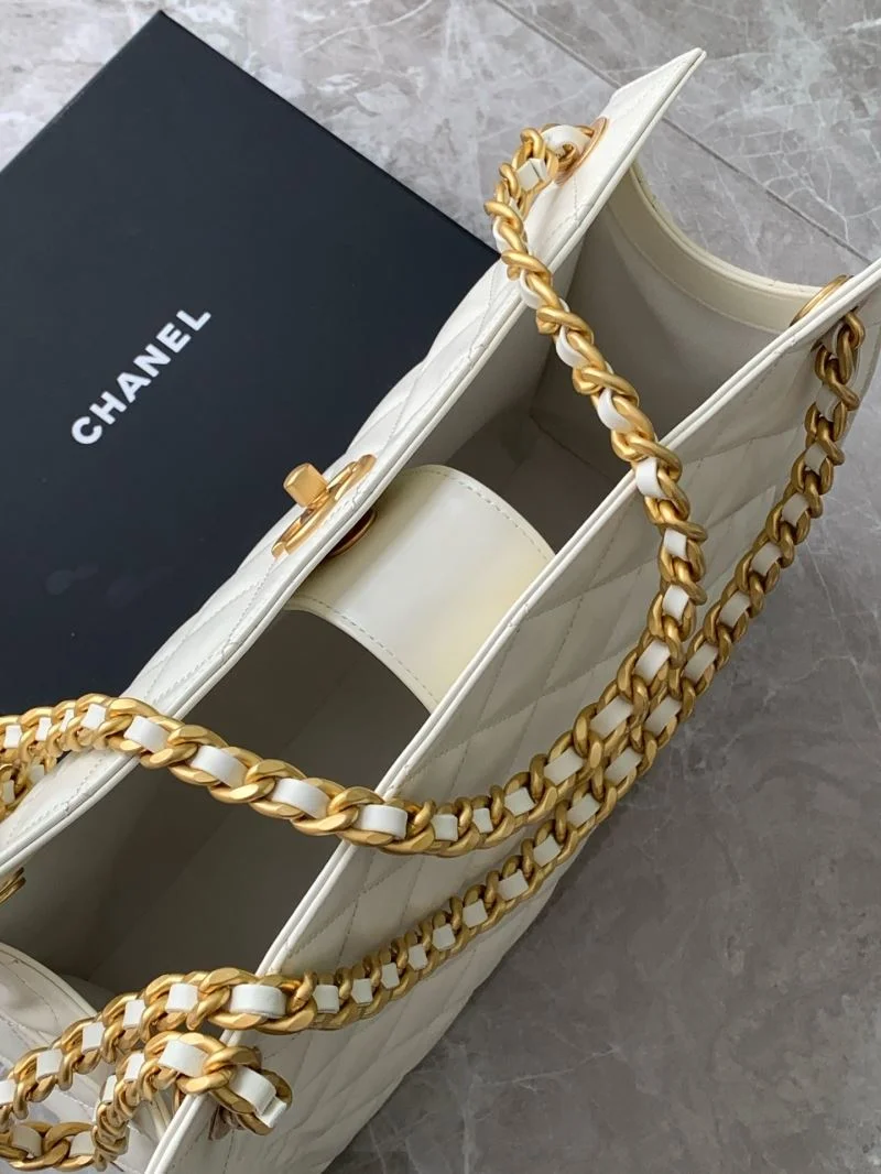 Chanel Shopping Bags Compact 53812