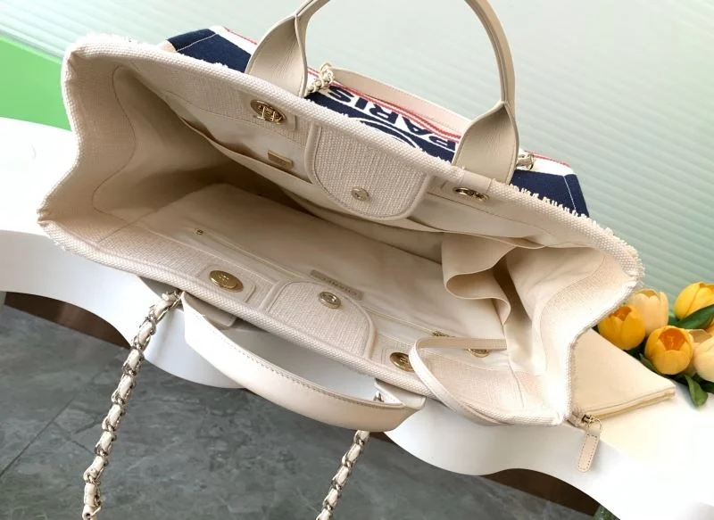 Chanel Shopping Bags UrbanChic 52695