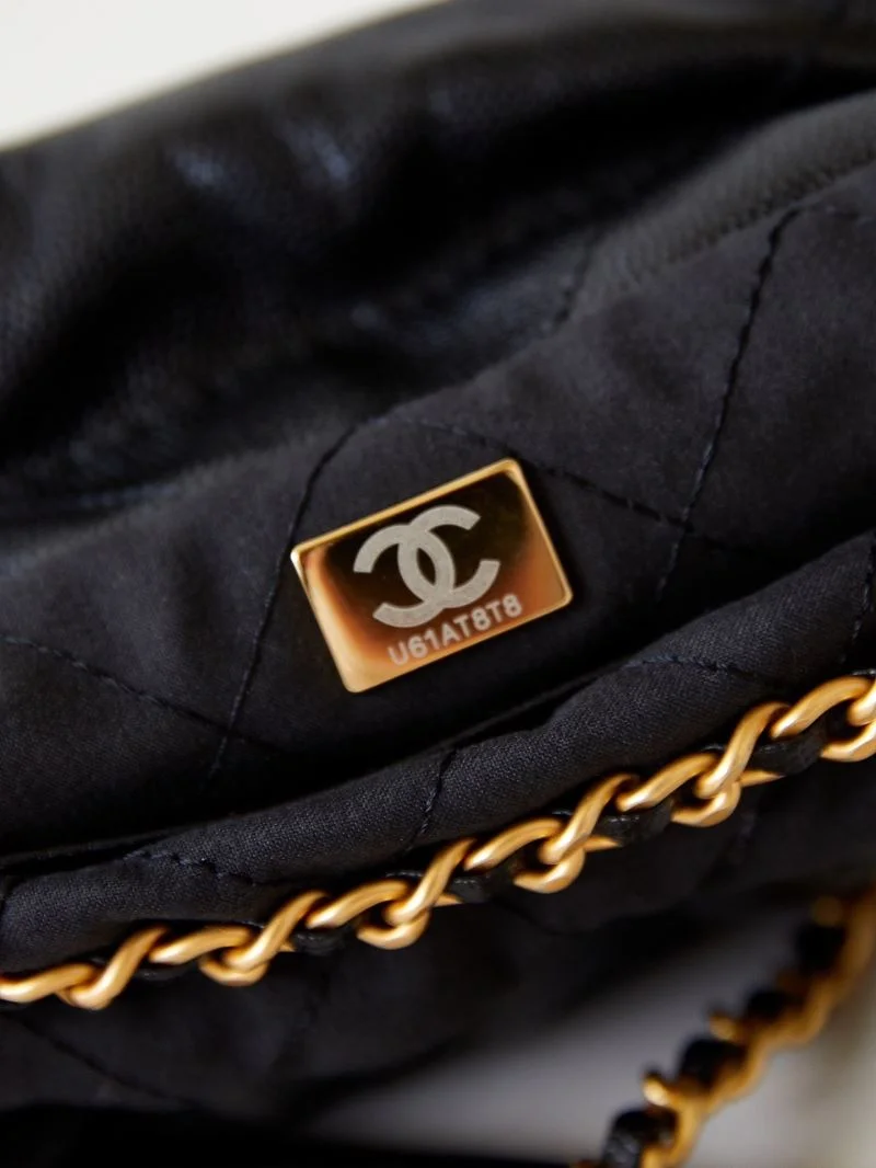 Lightweight Chanel Shopping Bags 52690