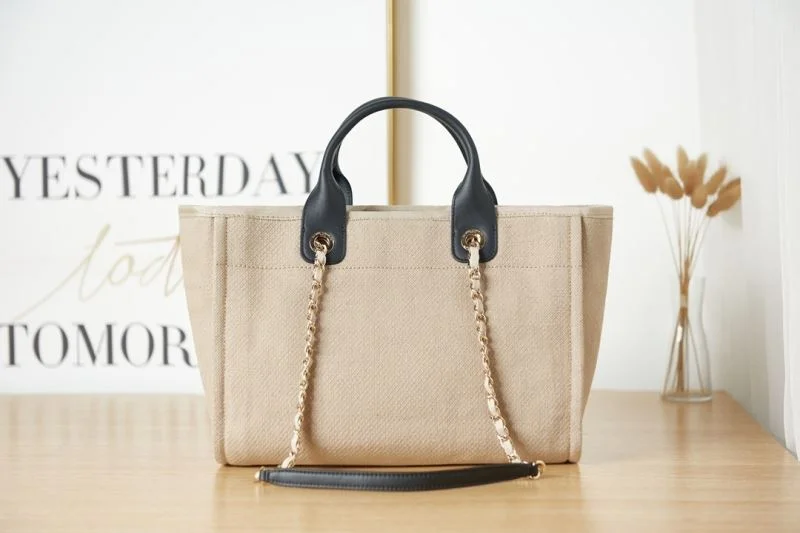 Soft Chanel Shopping Bags 52673