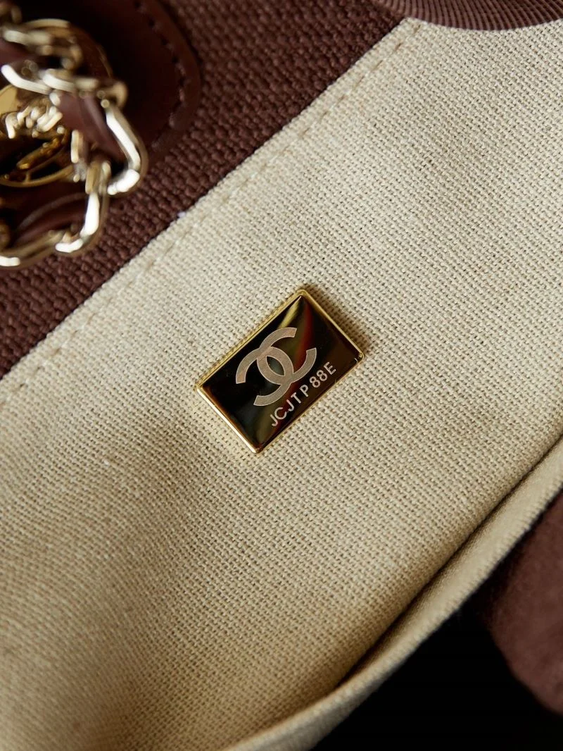 Chanel Shopping Bags ComfortFit 52676