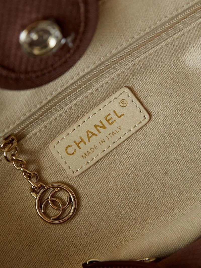 Chanel Shopping Bags ComfortFit 52676
