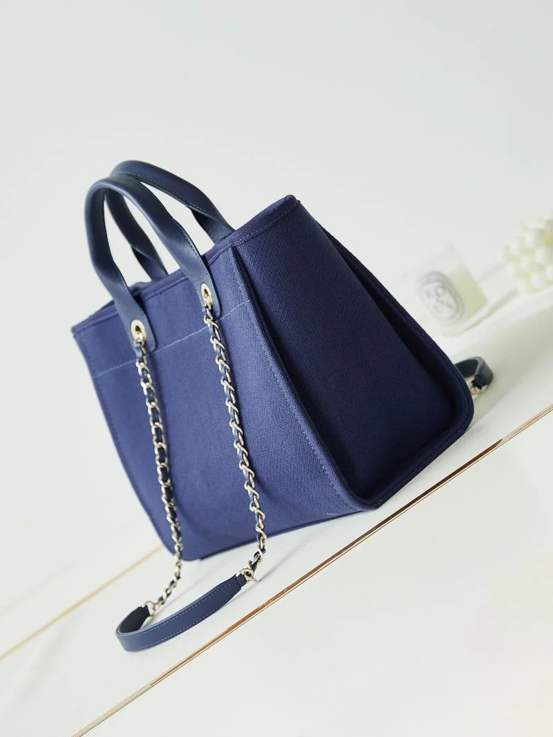 Chanel Shopping Bags ZipUp 52671