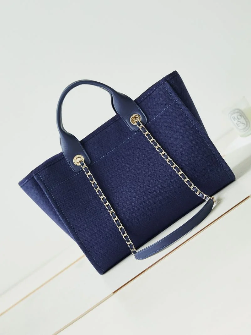 Chanel Shopping Bags ZipUp 52671