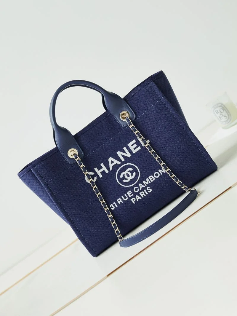 Chanel Shopping Bags ZipUp 52671