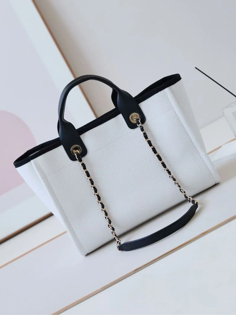 Chanel Shopping Bags Chic 52683