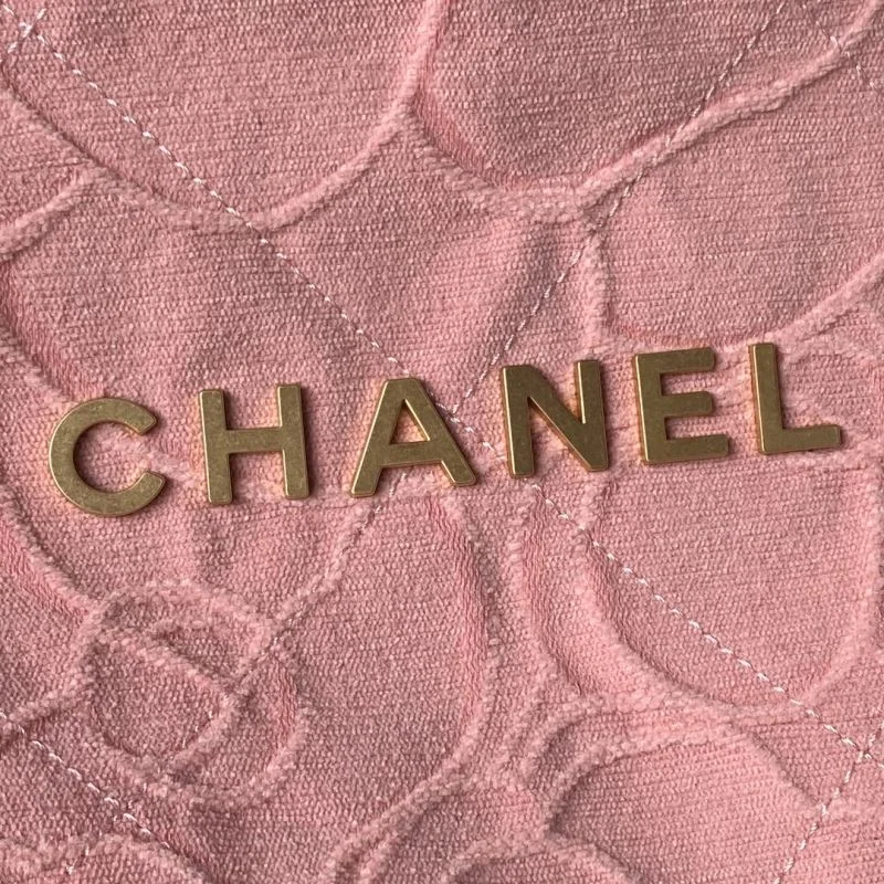 Neat Chanel Shopping Bags 52669