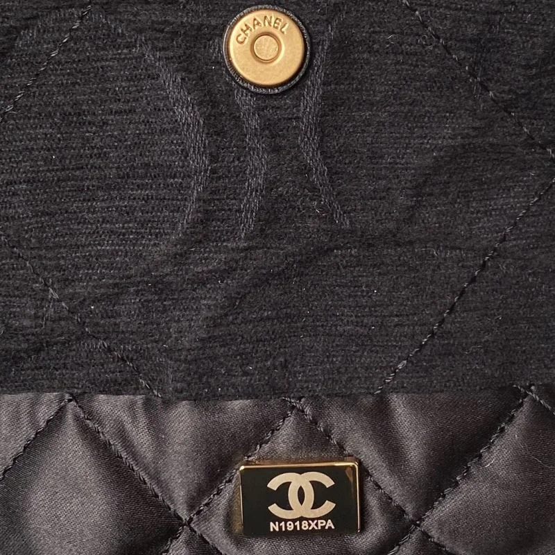 Chanel Shopping Bags WellDesigned 52667