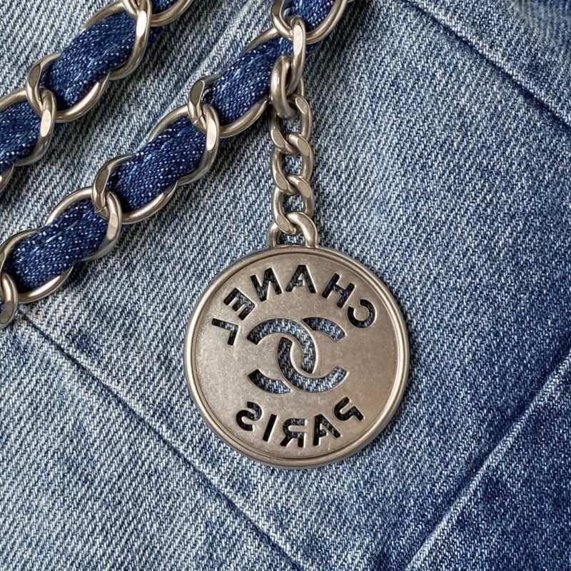 Chanel Shopping Bags Compact 52665