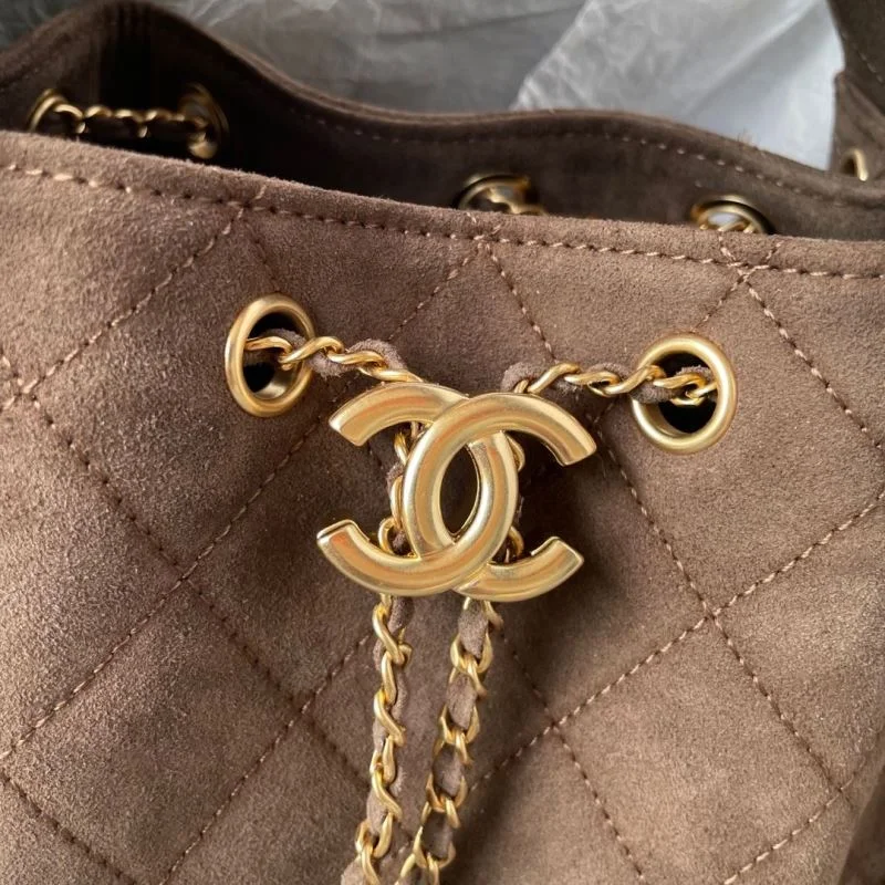 WellDesigned Chanel Shopping Bags 52680
