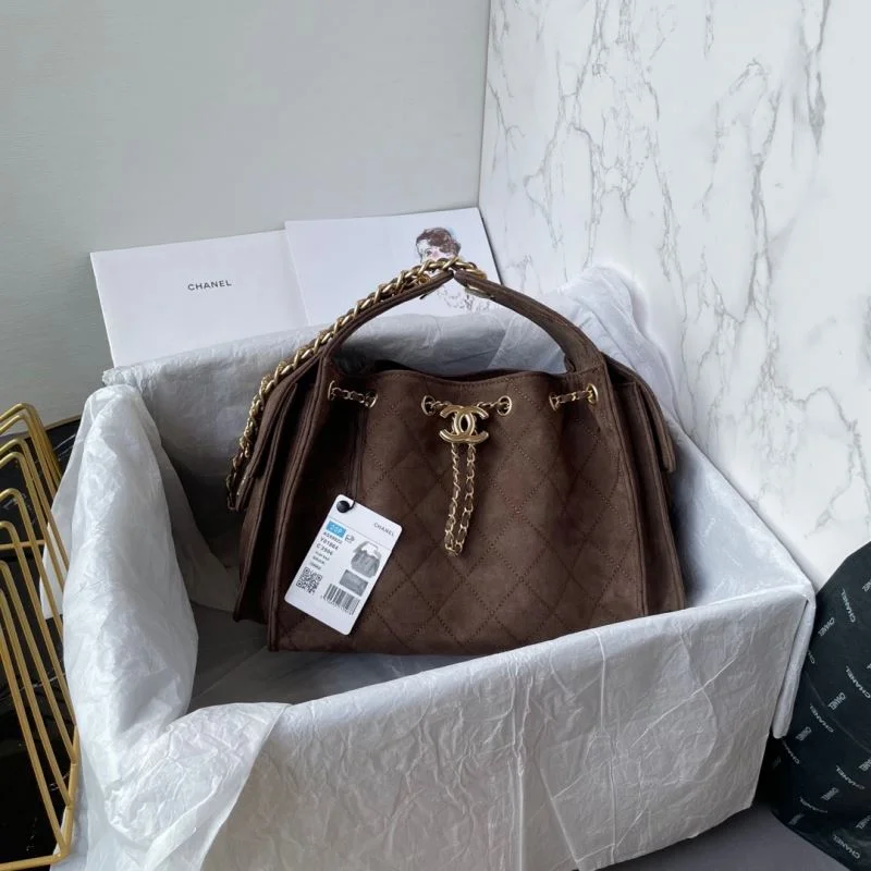 WellDesigned Chanel Shopping Bags 52680