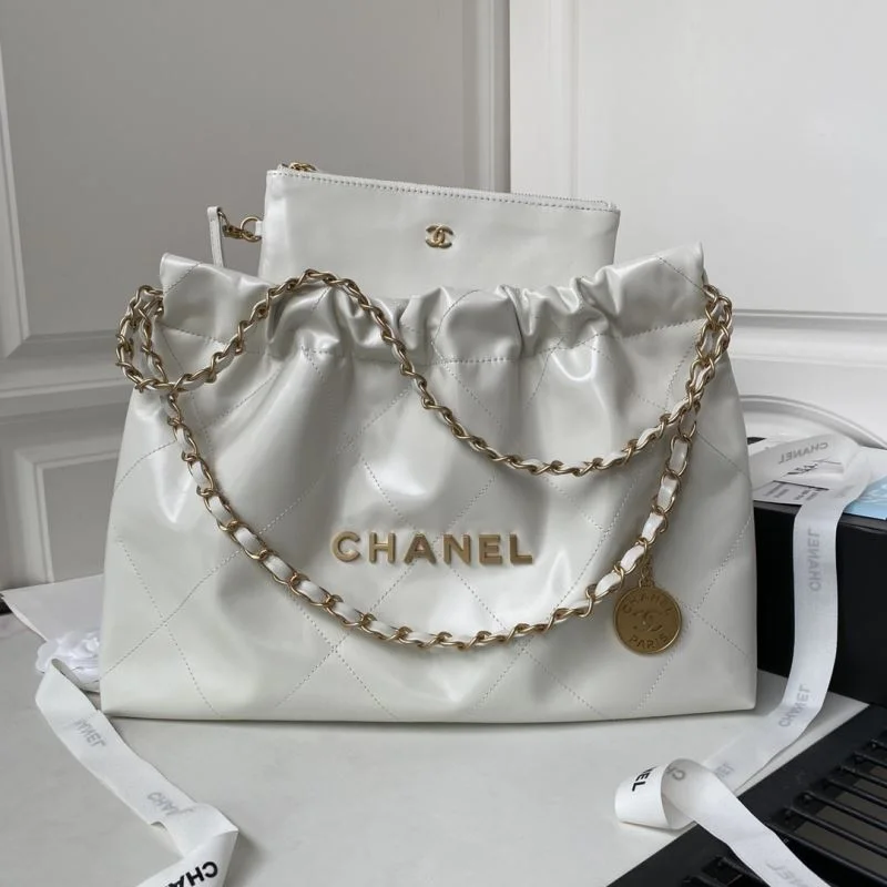 Effortless Chanel Shopping Bags 52657