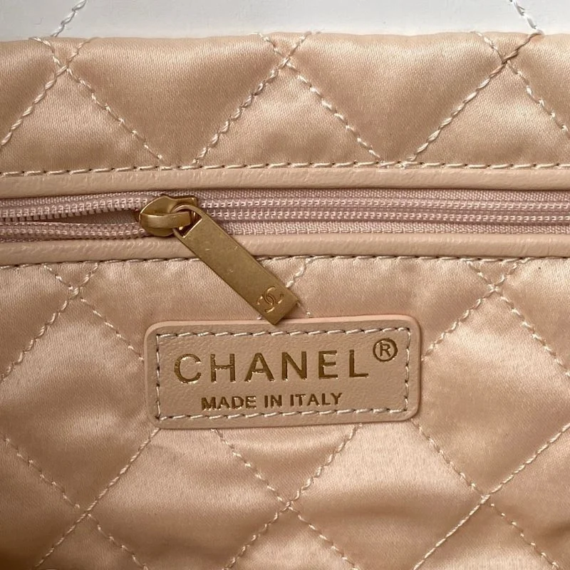 Effortless Chanel Shopping Bags 52657