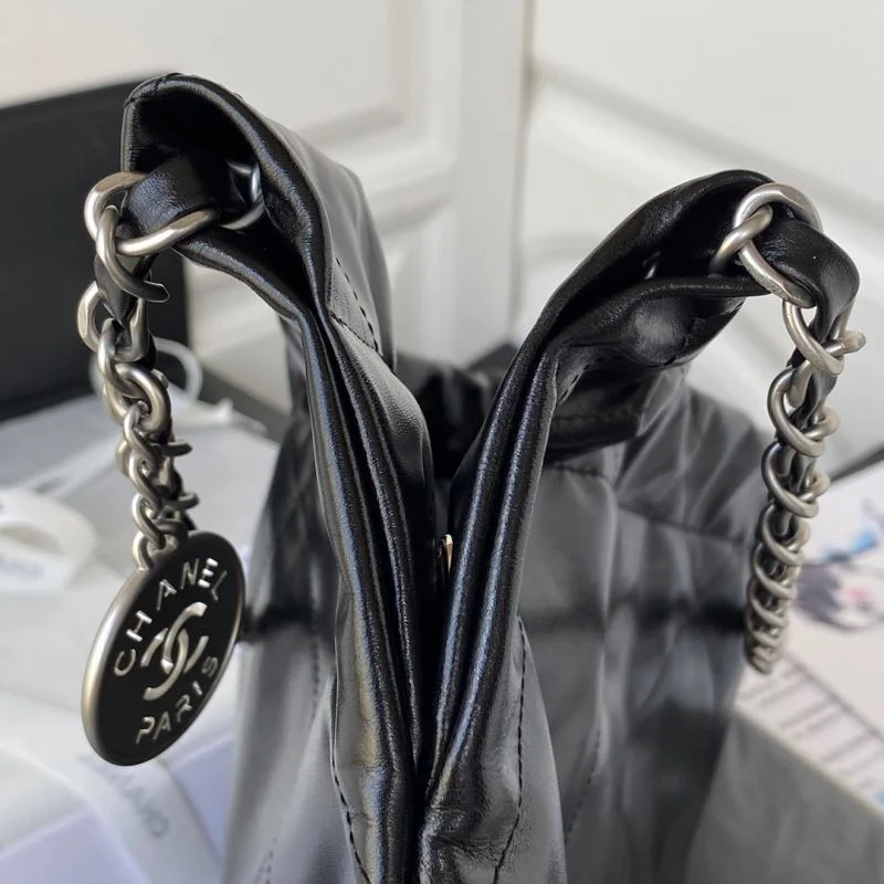Chanel Shopping Bags Comfortable 52640