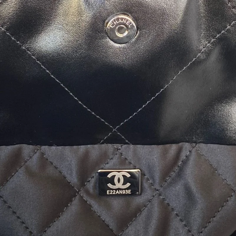 Chanel Shopping Bags Comfortable 52640