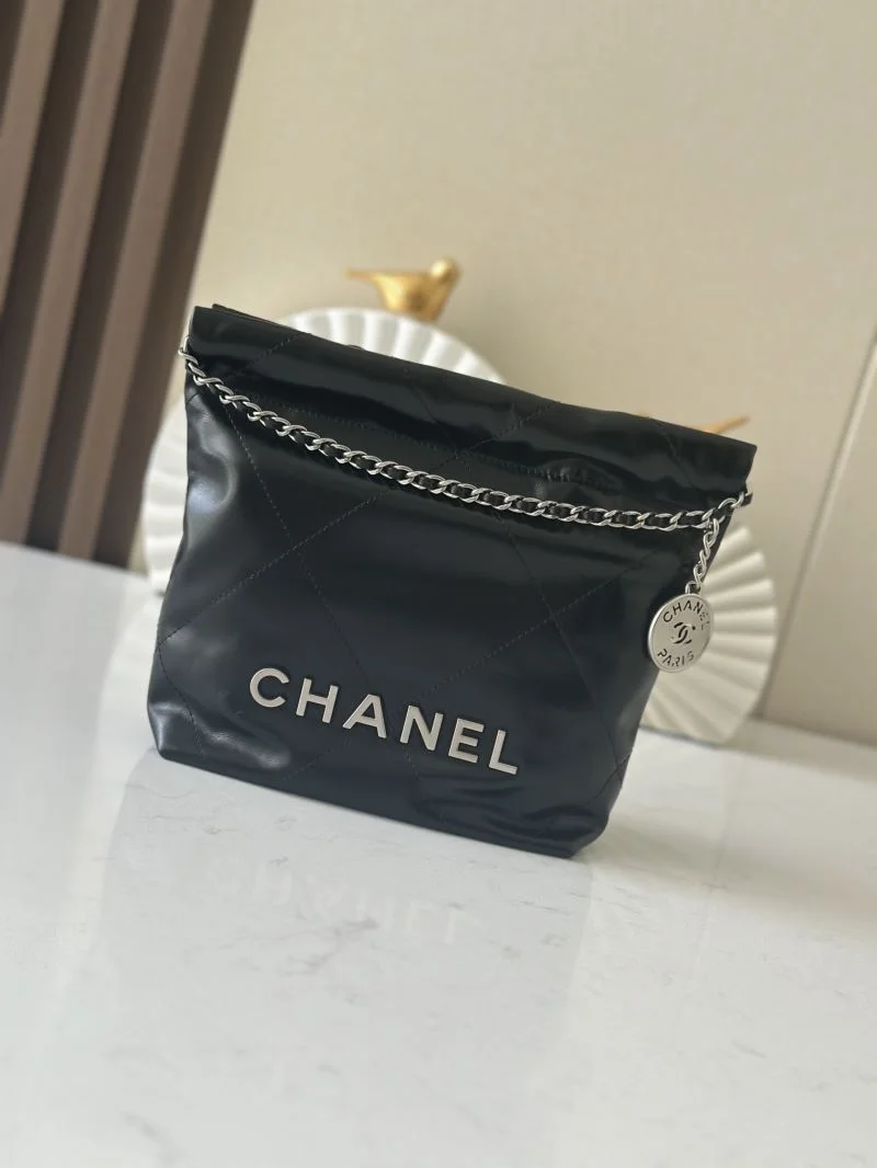 Lightweight Chanel Shopping Bags 52636