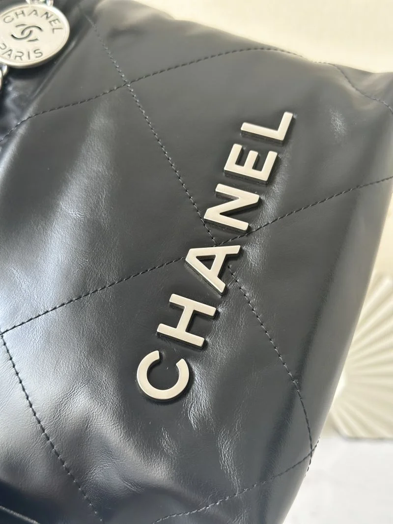 Lightweight Chanel Shopping Bags 52636