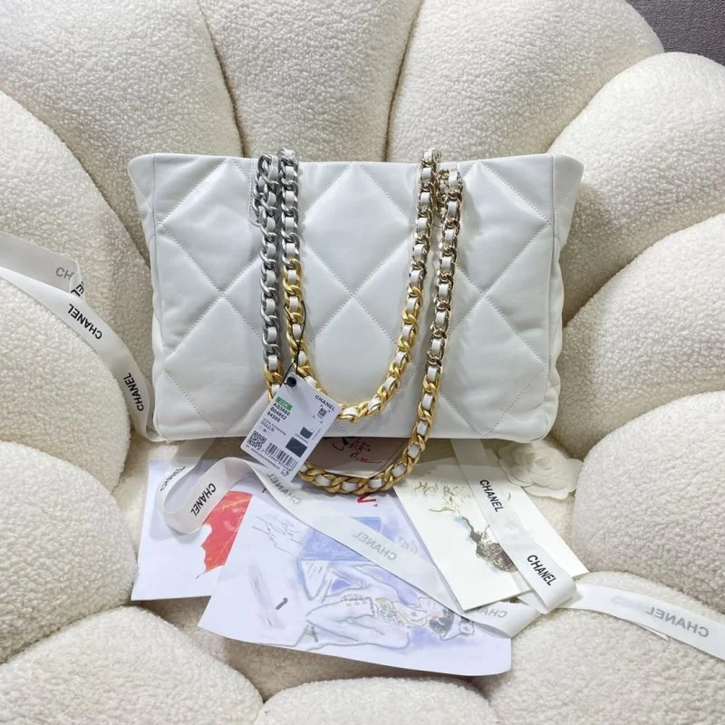Chanel Shopping Bags Refined 52642