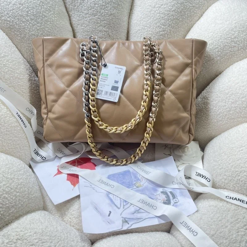Bold Chanel Shopping Bags 52637