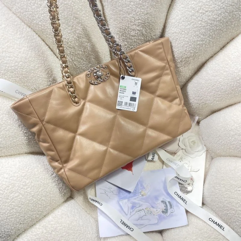 Bold Chanel Shopping Bags 52637