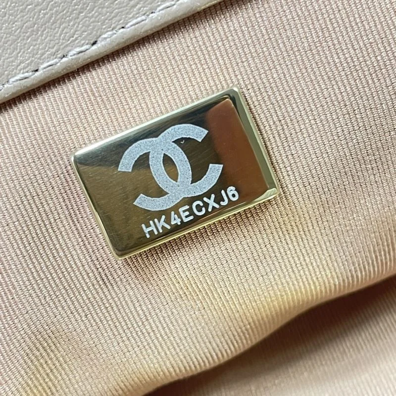 Bold Chanel Shopping Bags 52637