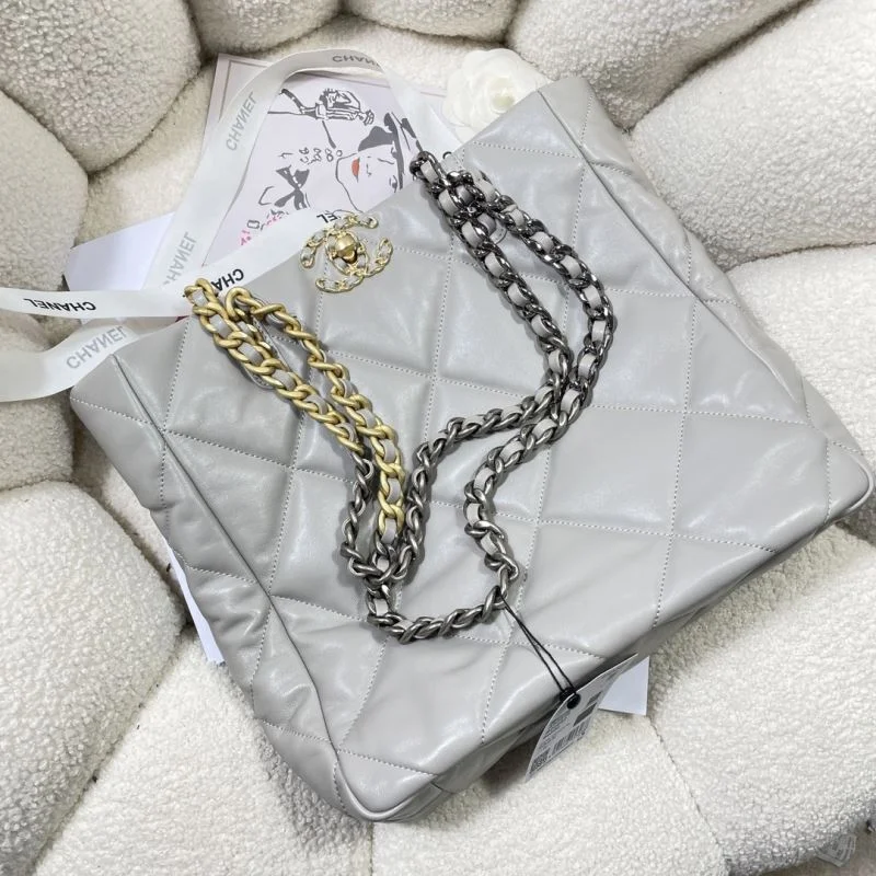 Chanel Shopping Bags UrbanChic 52619