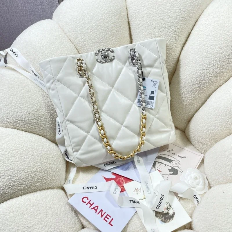 Chanel Shopping Bags Supportive 52618
