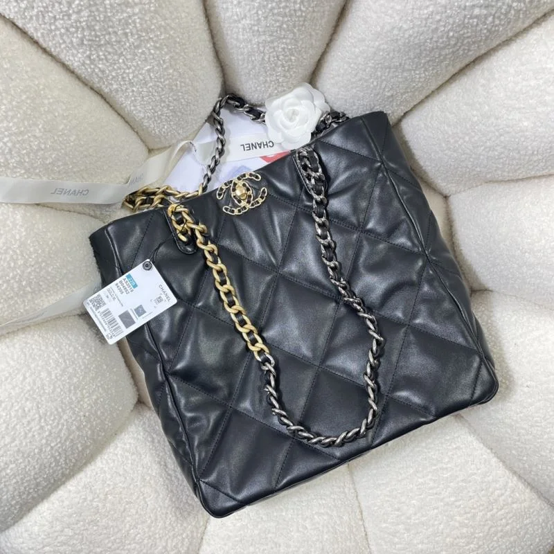 HighPerformance Chanel Shopping Bags 52644
