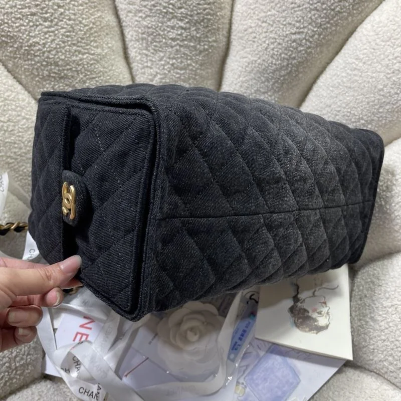 Chanel Shopping Bags StreetReady 52609