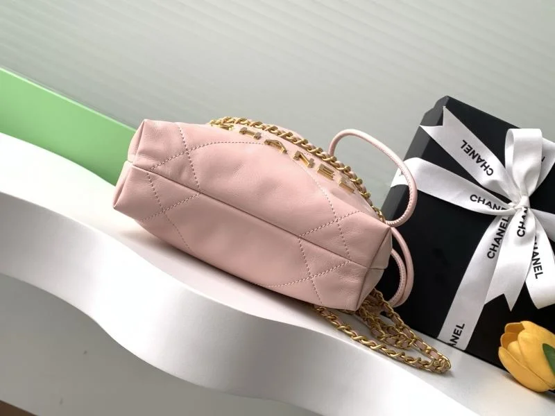 Trendsetting Chanel Shopping Bags 52605
