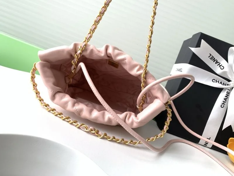 Trendsetting Chanel Shopping Bags 52605