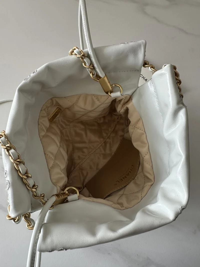 Functional Chanel Shopping Bags 52600