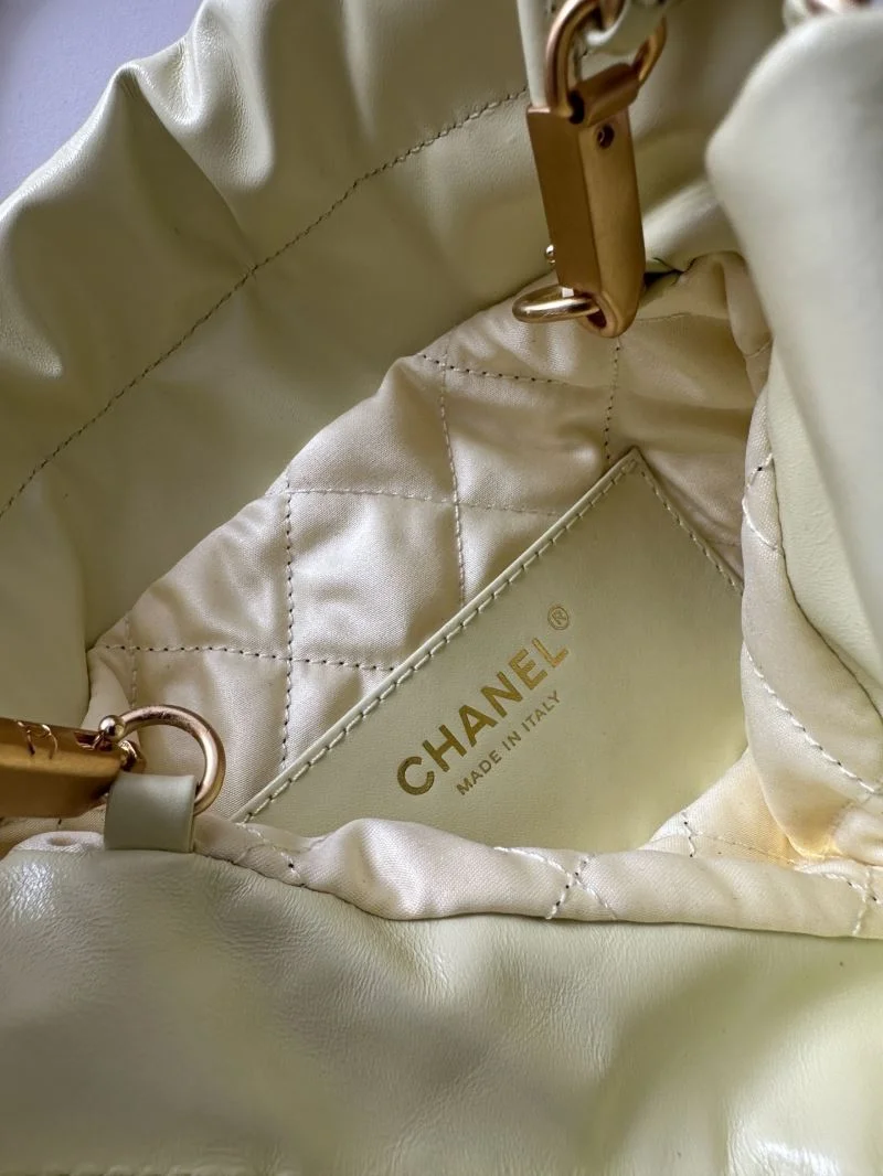Practical Chanel Shopping Bags 52594