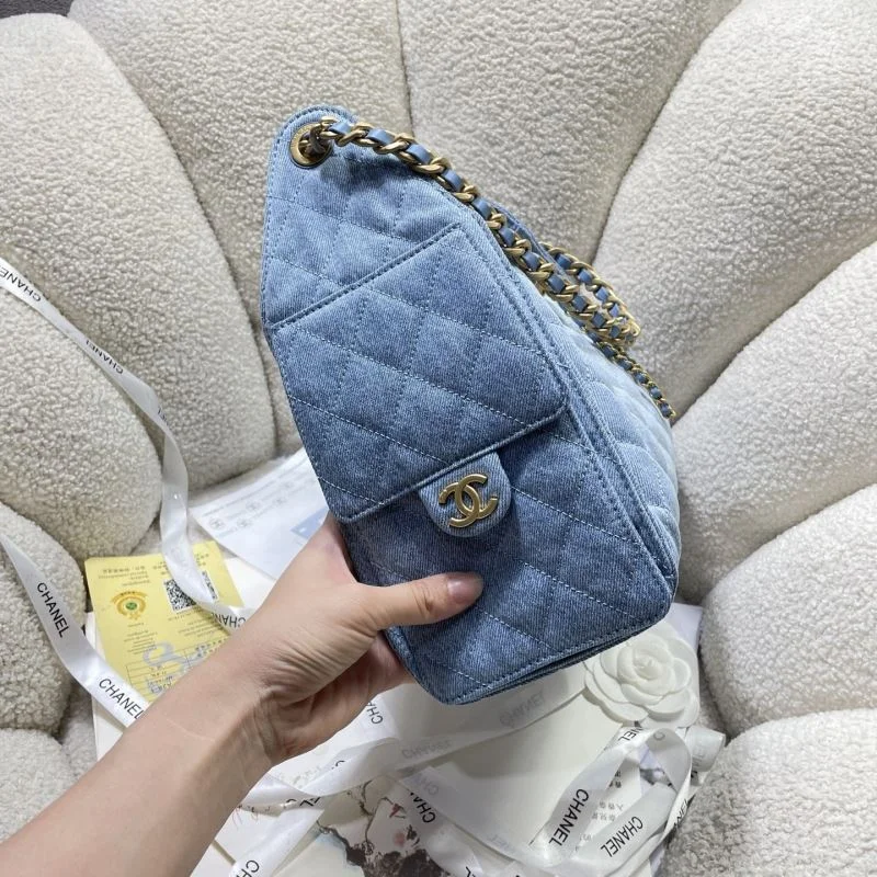 Lightweight Chanel Shopping Bags 52623