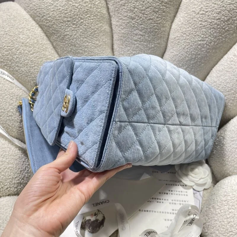 Elegant Chanel Shopping Bags 52578