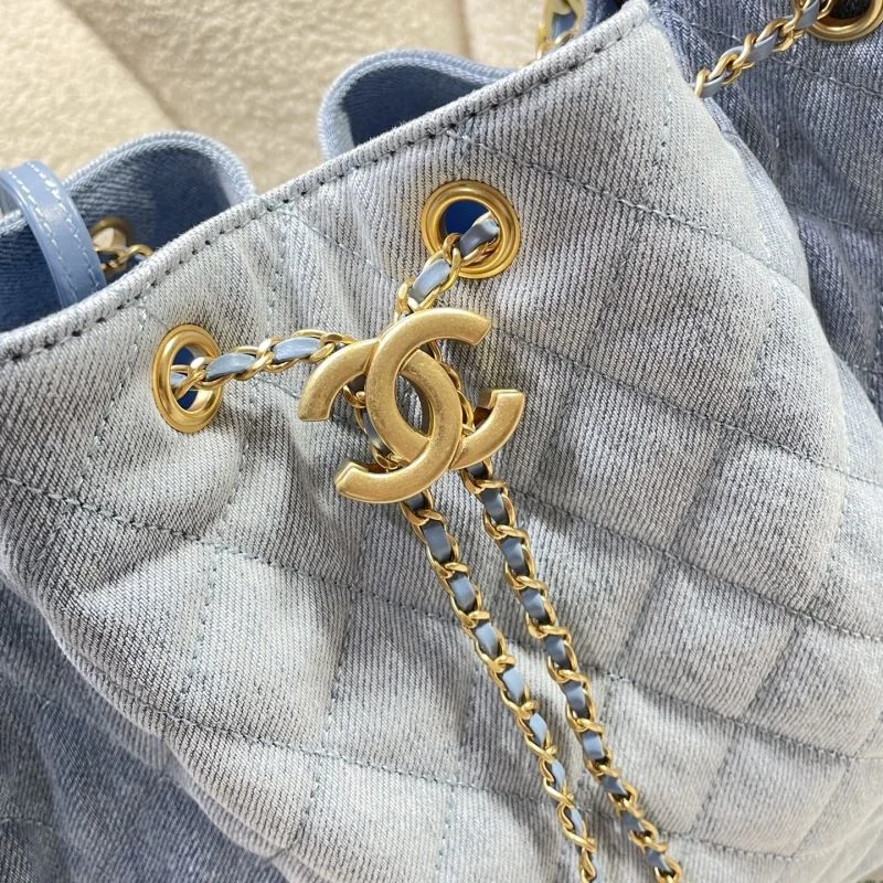 Elegant Chanel Shopping Bags 52578