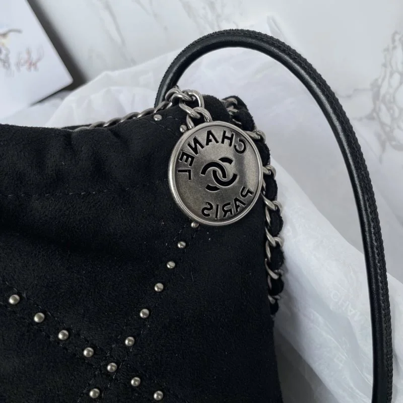 Chanel Shopping Bags Snug 52581